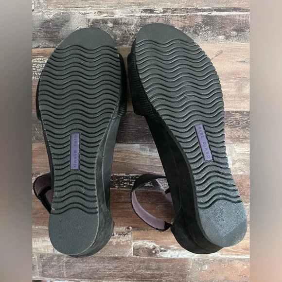 David Tate Black Low Wedge Velcro Strap Sandal Women Size 8 - Picture 5 of 9